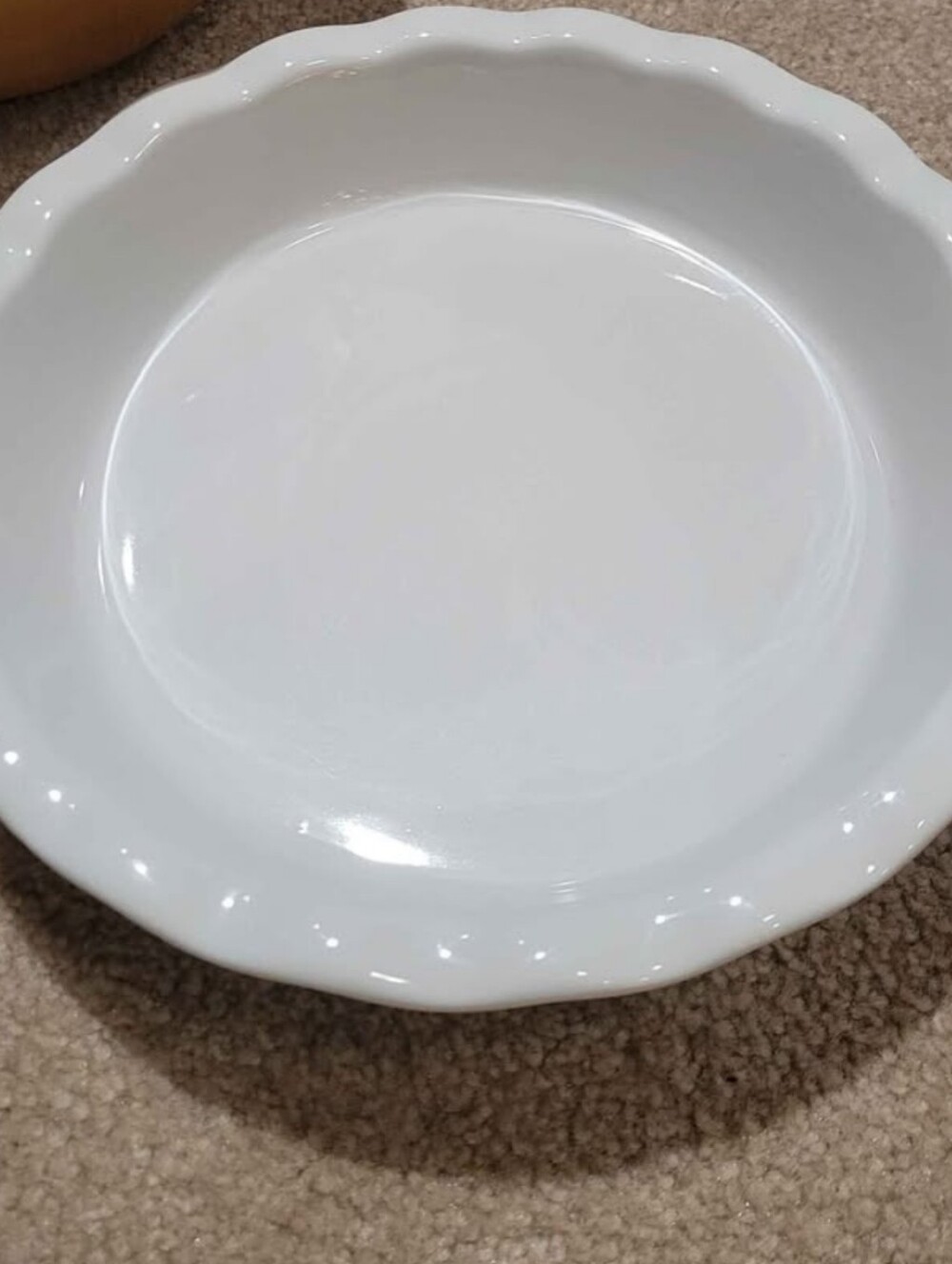 White Ceramic Scalloped Serving Pie Dish